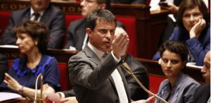 Impôts, Valls confirme une baisse pour les PME